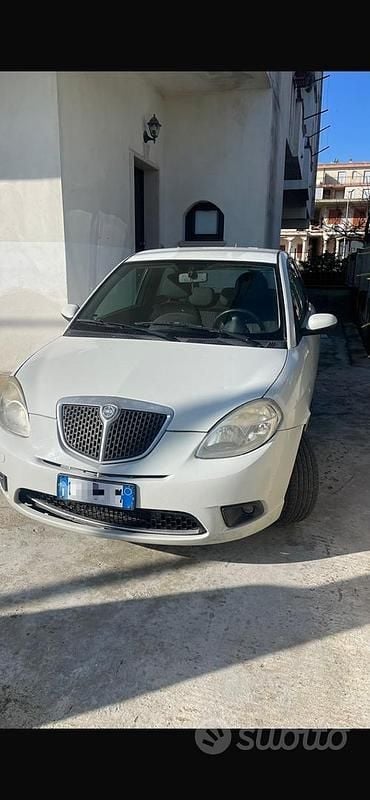 Usata Lancia Ypsilon 2008 Bianco Utilitaria