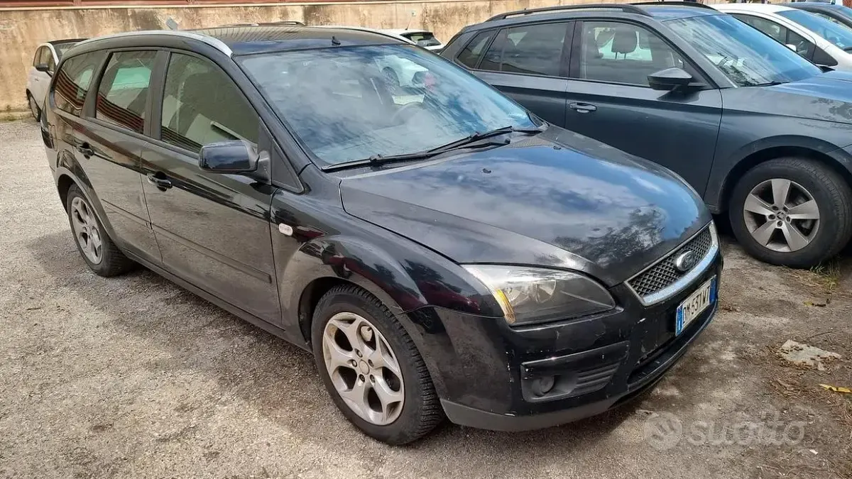 Usata Ford Focus 90 CV (66 kW) 2008 Nero Station wagon