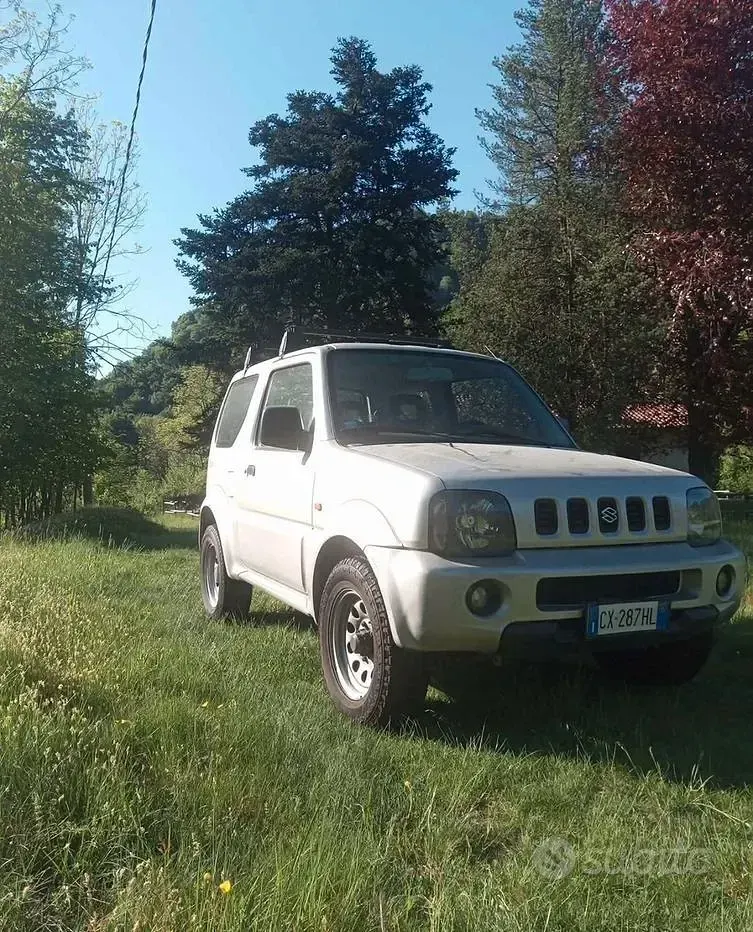 Usata Suzuki Jimny 86 CV (63 kW) 2005 SUV