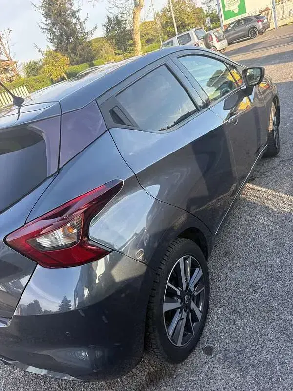 Usata Nissan Micra Acenta 90 CV (66 kW) 2019 Grigio Utilitaria