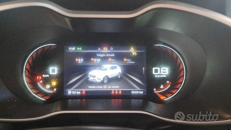 Usata MG ZS Luxury 106 CV (77 kW) 2024 Arancione SUV