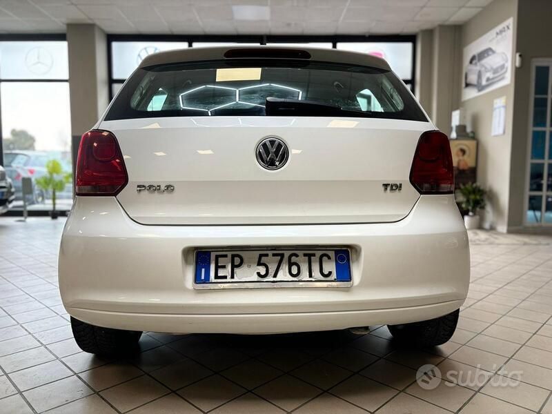Usata VW Polo Comfortline 75 CV (55 kW) 2013 Bianco Berlina
