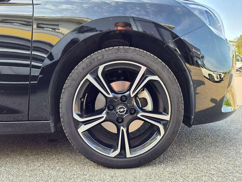 Usata Opel Corsa Elegance 101 CV (74 kW) 2023 Mineral black Utilitaria