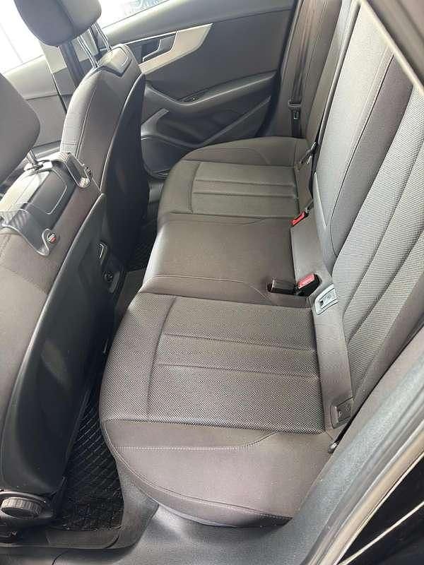 Usata Audi A4 Business Plus 163 CV (119 kW) 2021 Station wagon