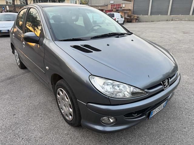 Usata Peugeot 206 74 CV (54 kW) 2008 Grigio Berlina