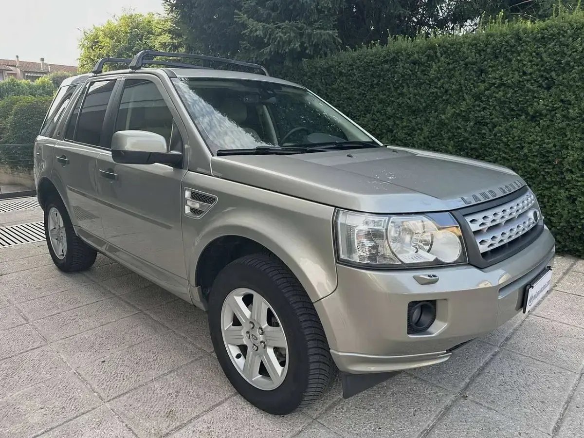 Usata Land Rover Freelander 2 S 190 CV (139 kW) 2011 Grigio SUV
