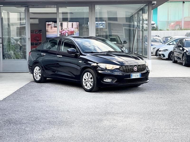 Usata Fiat Tipo 95 CV (69 kW) 2016 Nero Berlina