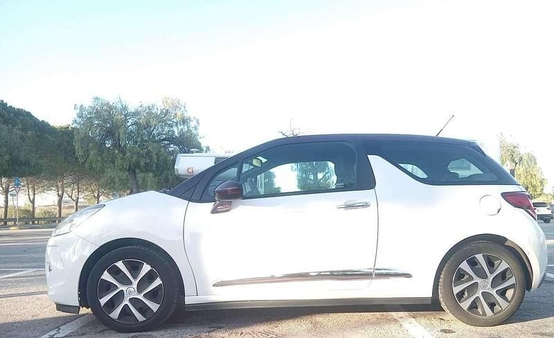 Usata DS Automobiles DS3 Chic 68 CV (50 kW) 2012 Berlina