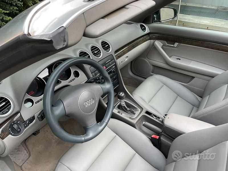 Usata Audi A4 Cabriolet 163 CV (119 kW) 2002 Nero Cabrio