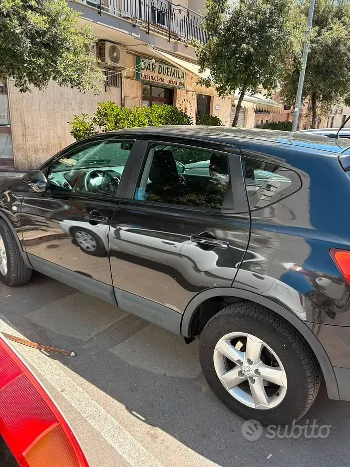 Usata Nissan Qashqai Acenta 106 CV (77 kW) 2008 Nero SUV