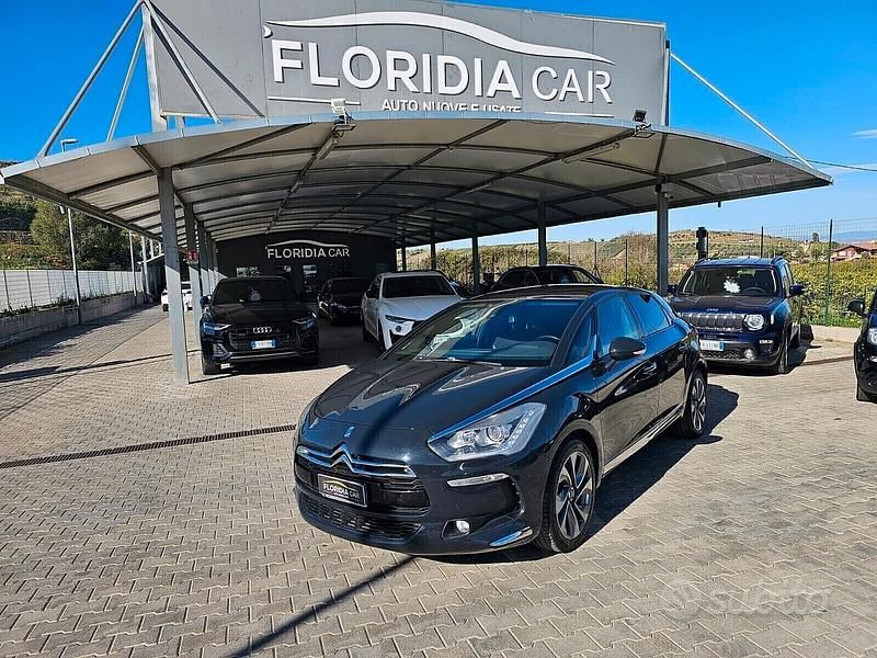 Nero Usata 2012 Citroën DS5 Due volumi | 7990 € (Cara) - Immagine 1/4