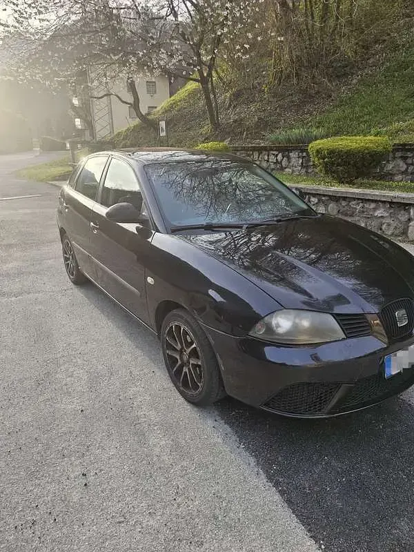 Usata Seat Ibiza Reference 69 CV (50 kW) 2007 Nero Utilitaria