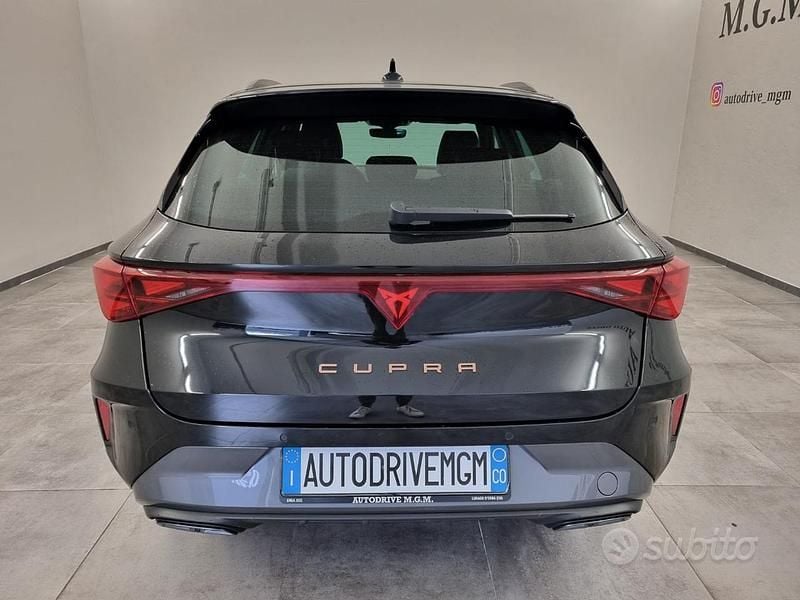 Usata Cupra Leon 150 CV (110 kW) 2025 Nero Station wagon