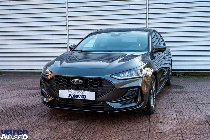 Usata Ford Focus ST-Line 125 CV (91 kW) 2024 Grigio magnetic Monovolume