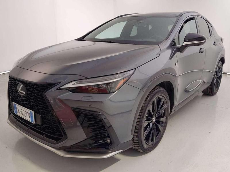 Usata Lexus NX200t Sport Line 185 CV (136 kW) 2022 Grigio SUV