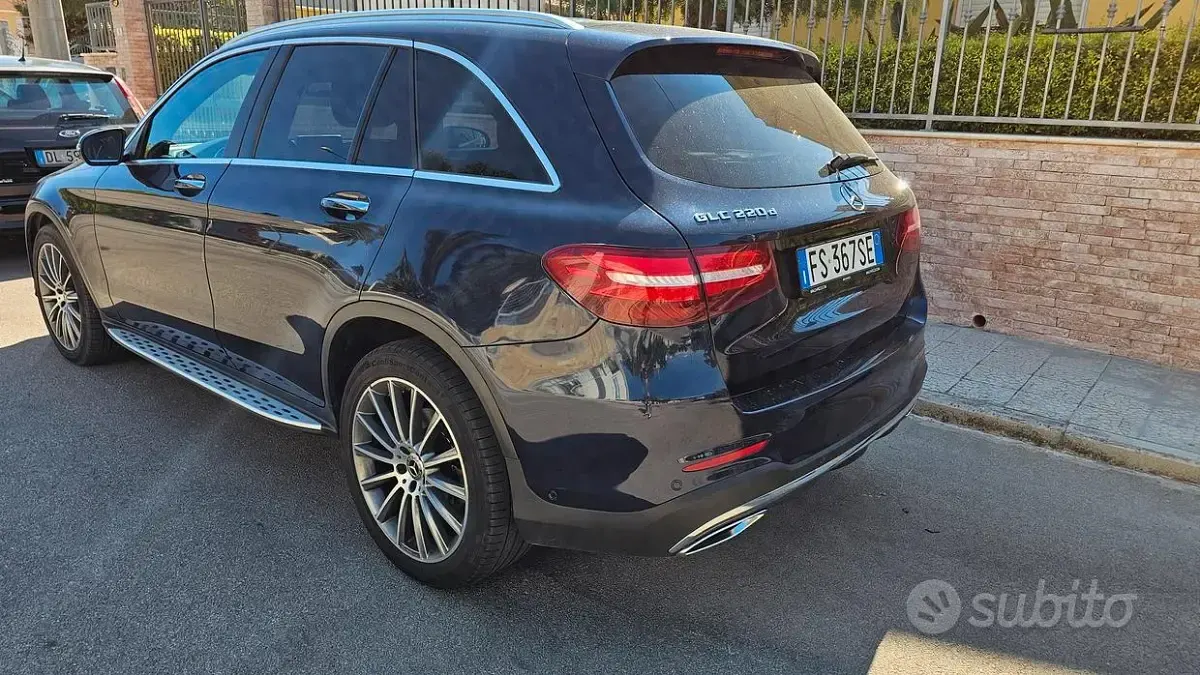Usata Mercedes GLC220 Premium 170 CV (125 kW) 2018 Bluazzurro SUV