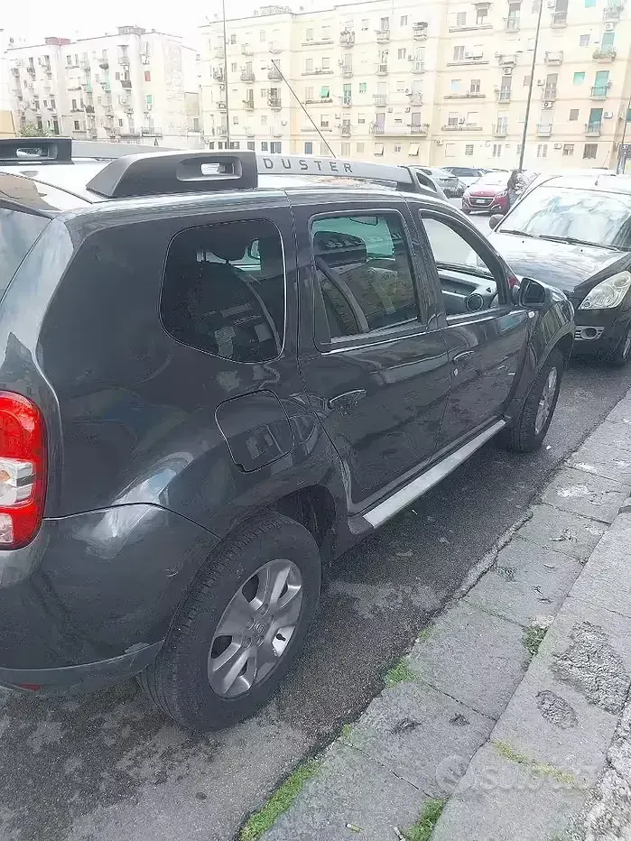 Usata Dacia Duster 2015 Grigio SUV