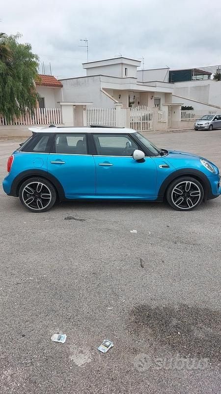 Usata Mini Cooper 116 CV (85 kW) 2016 Blu Utilitaria