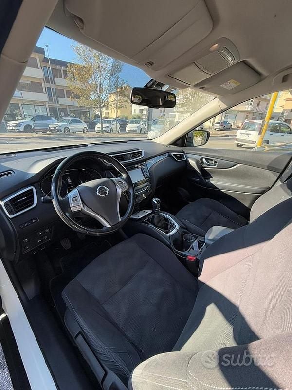Usata Nissan X-Trail 130 CV (95 kW) 2017 Bianco SUV