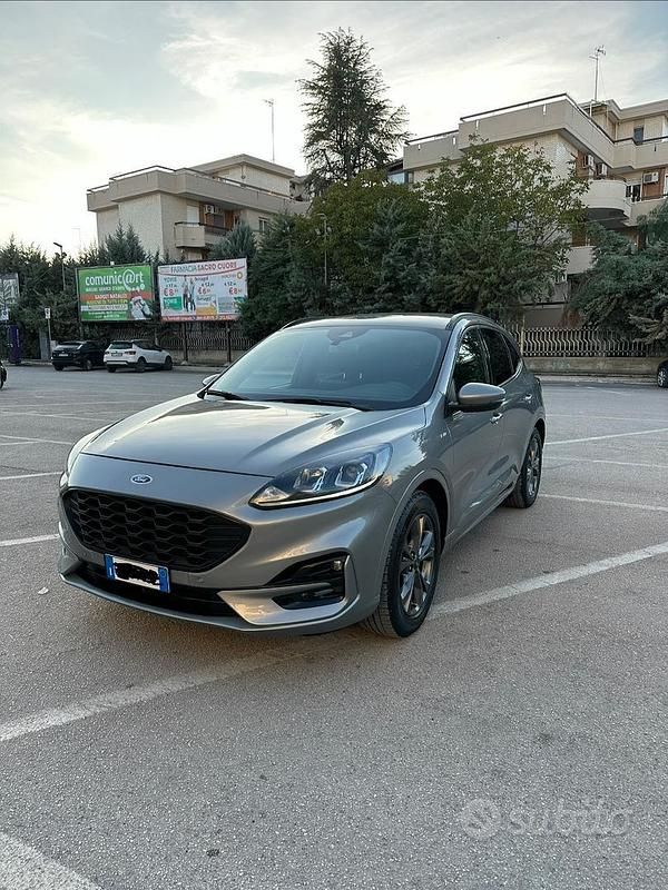 Usata Ford Kuga ST-Line 120 CV (88 kW) 2021 SUV