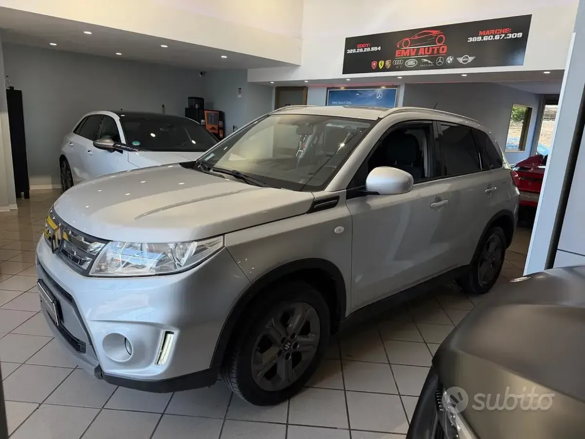 Usata Suzuki Vitara 120 CV (88 kW) 2015 Grigio SUV