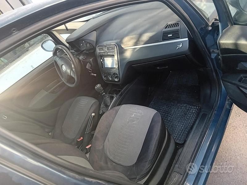 Usata Fiat Punto 65 CV (47 kW) 2008 Berlina