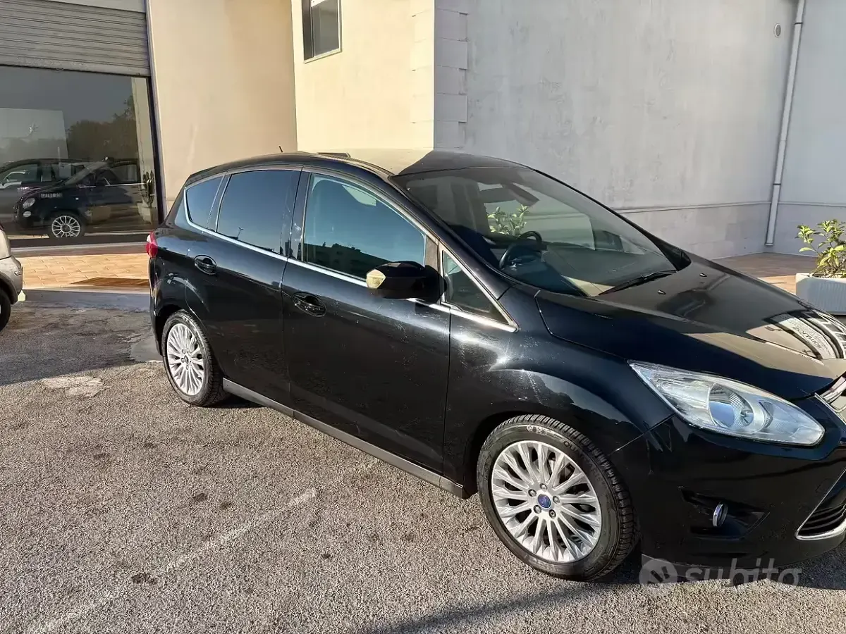 Begagnad Ford C-MAX Titanium 115 HK (84 kW) 2011 Svart Minibuss