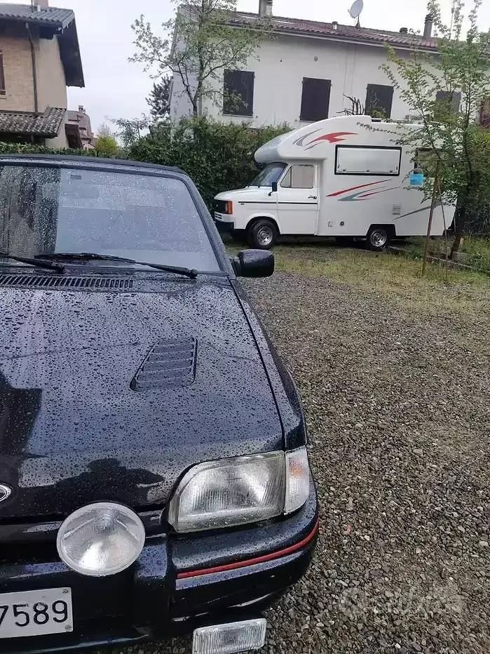 Usata Ford Escort Cabriolet 102 CV (75 kW) 1989 Cabrio