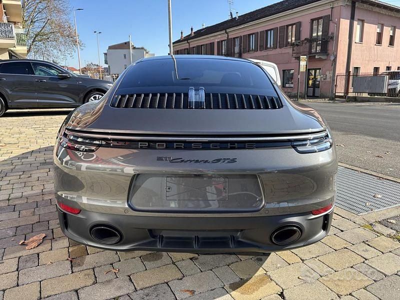 Usata Porsche 911 Carrera GTS 480 CV (353 kW) 2024 Grigio scuro Coupé