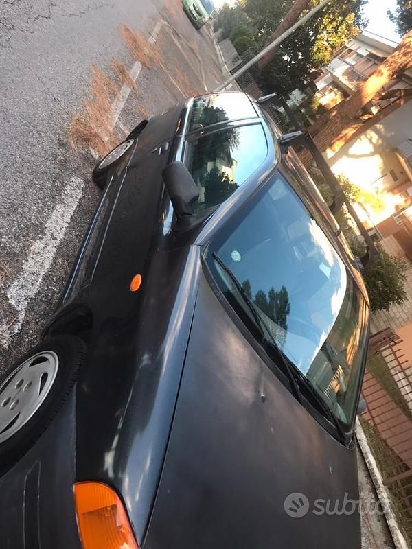 Usata Fiat Punto 54 CV (39 kW) 1997 Grigio Utilitaria