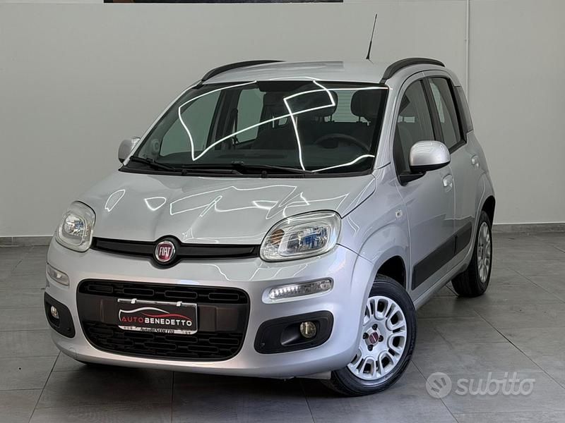 Usata Fiat Panda Lounge 69 CV (50 kW) 2015 Argento Utilitaria