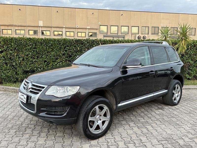 Nero Usata 2007 VW Touareg R SUV | 3500 € (Ottimo prezzo) - Immagine 1/4
