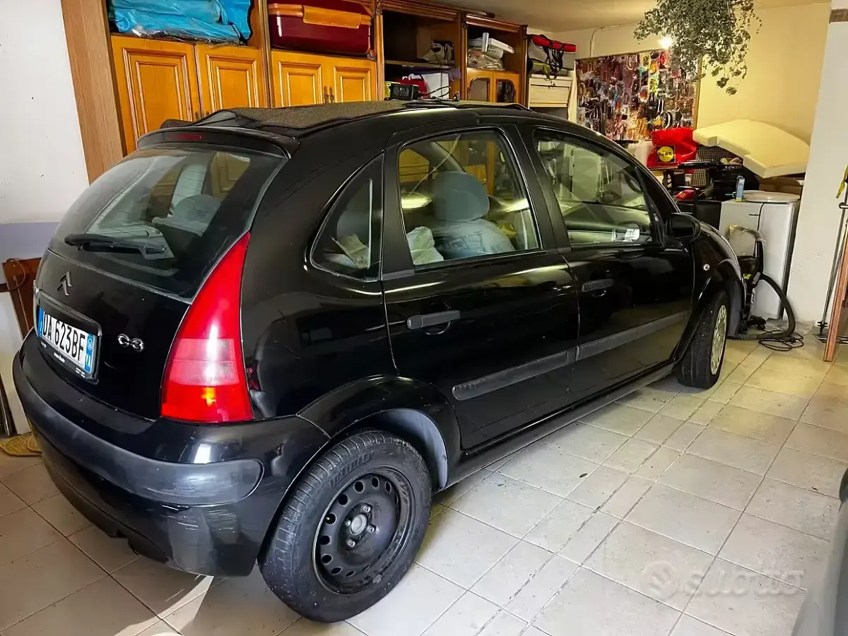 Usata Citroën C3 68 CV (50 kW) 2006 Nero Berlina