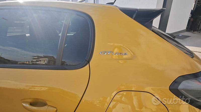 Usata Peugeot 208 GT-line 131 CV (96 kW) 2019 Giallo Utilitaria