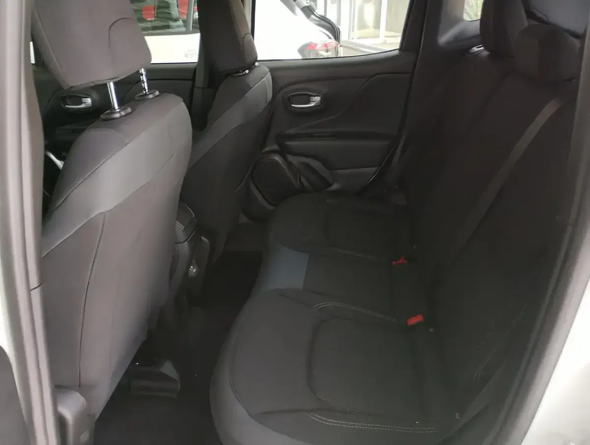 Nuova Jeep Renegade Altitude 131 CV (96 kW) 2025 Bianco SUV