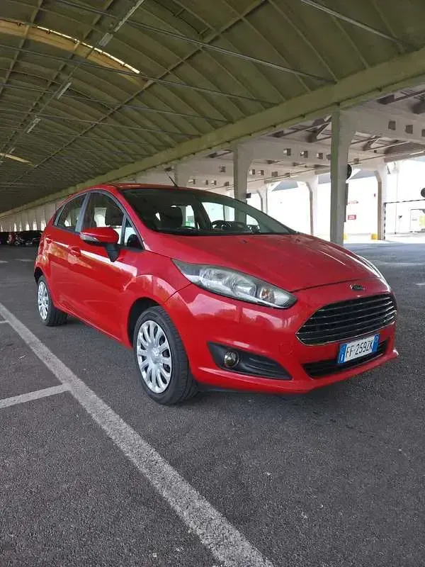 Usata Ford Fiesta Business Edition 92 CV (67 kW) 2017 Utilitaria