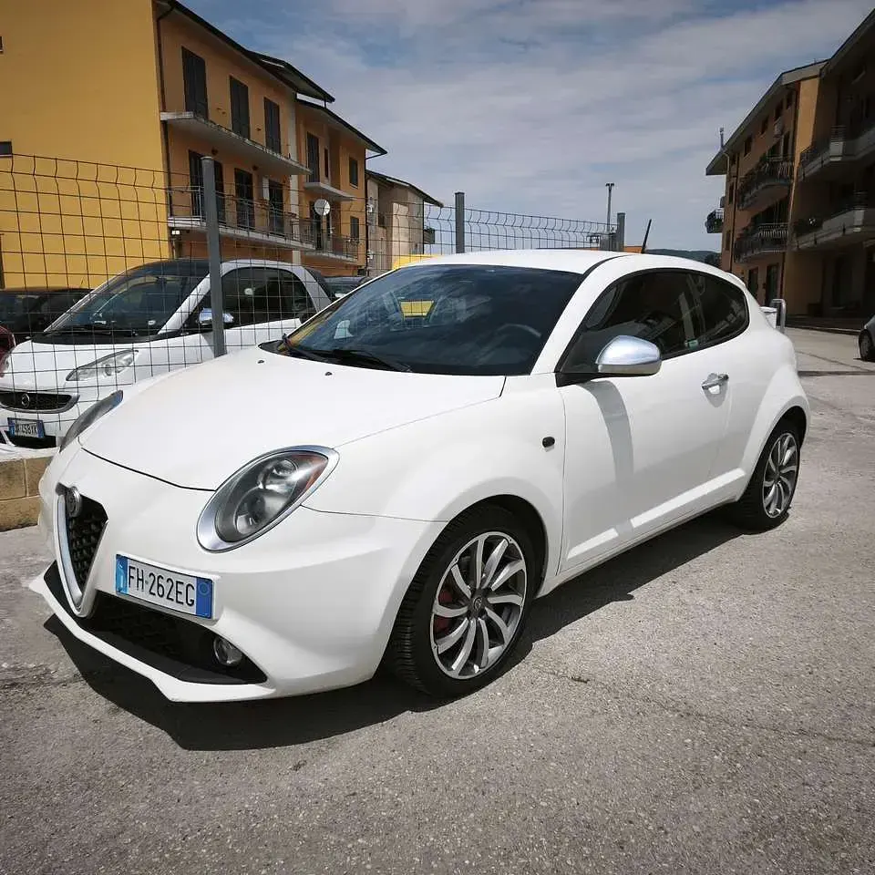 Usata Alfa Romeo MiTo Distinctive 95 CV (69 kW) 2012 Other Utilitaria