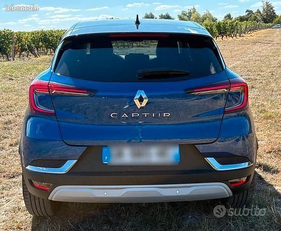 Usata Renault Captur 2023 Blu SUV