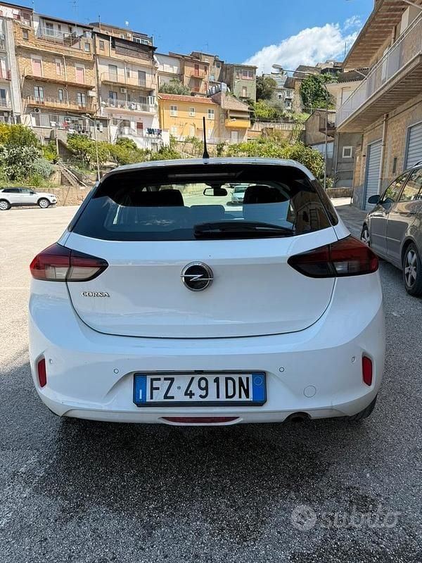 Usata Opel Corsa Elegance 75 CV (55 kW) 2020 Bianco Utilitaria