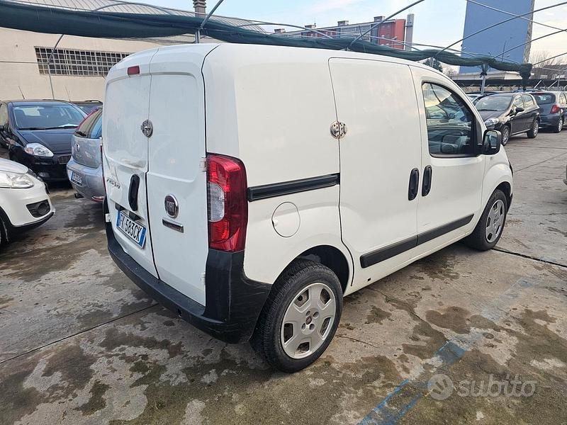 Usata Fiat Fiorino 77 CV (56 kW) 2017 Bianco Monovolume