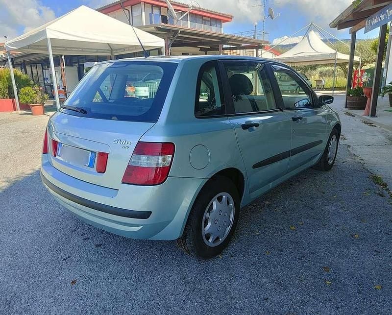 Usata Fiat Stilo Active 103 CV (75 kW) 2002 Berlina