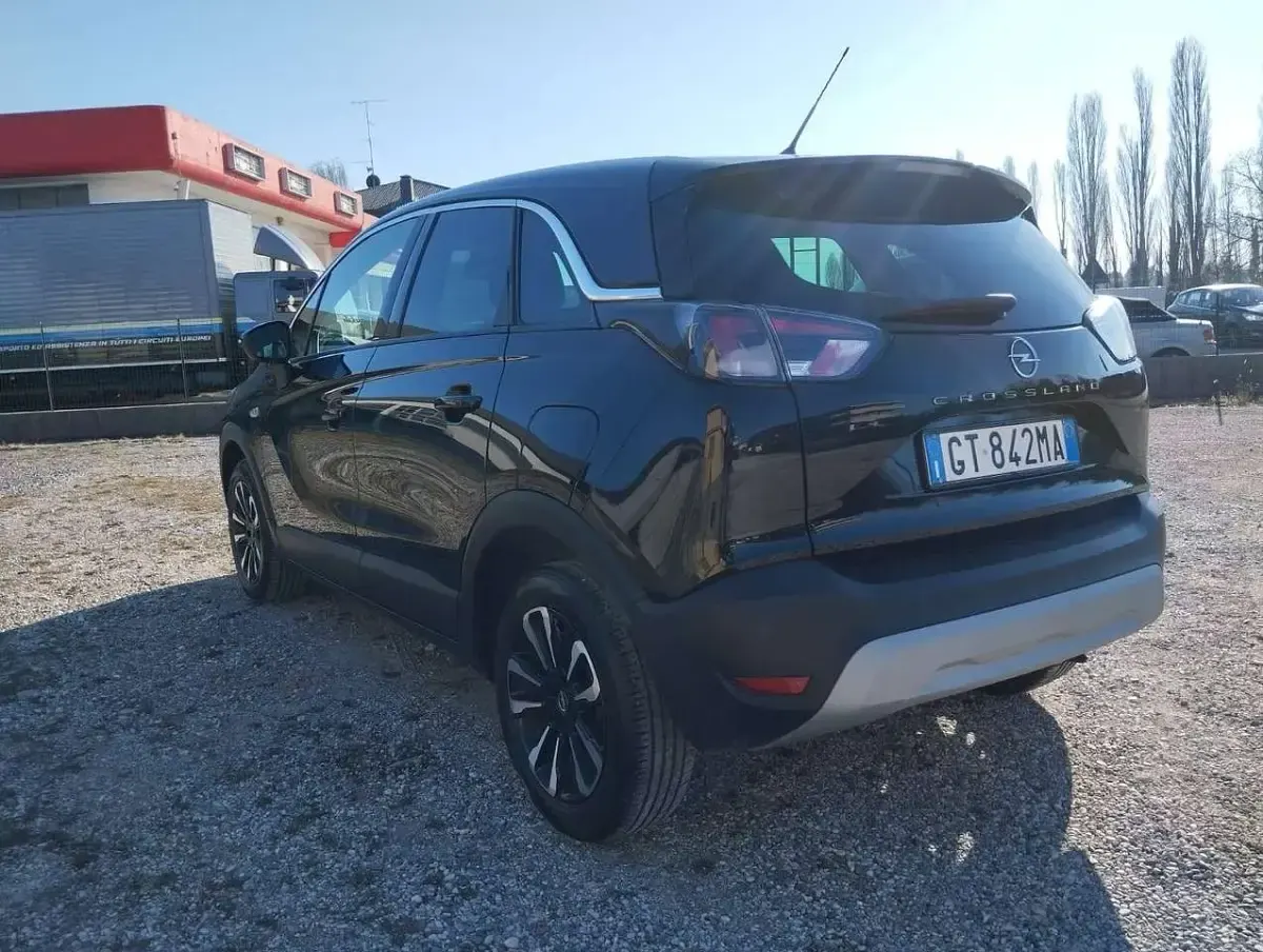 Usata Opel Crossland Elegance 131 CV (96 kW) 2024 Nero SUV