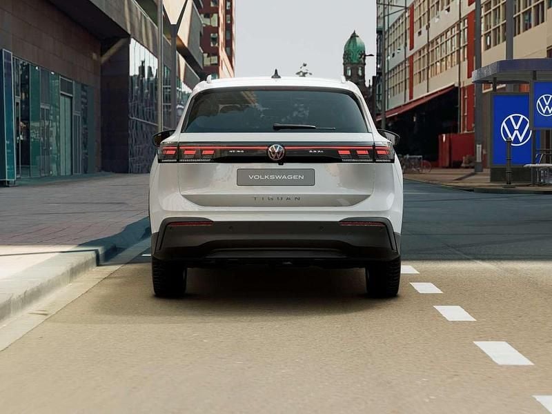 Nuova VW Tiguan Life 150 CV (110 kW) 2026 Pure white SUV