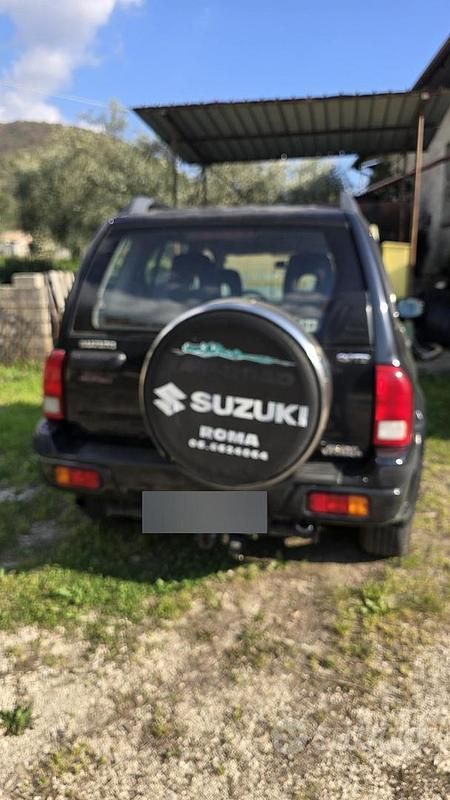 Usata Suzuki Vitara 109 CV (80 kW) 2004 Nero SUV
