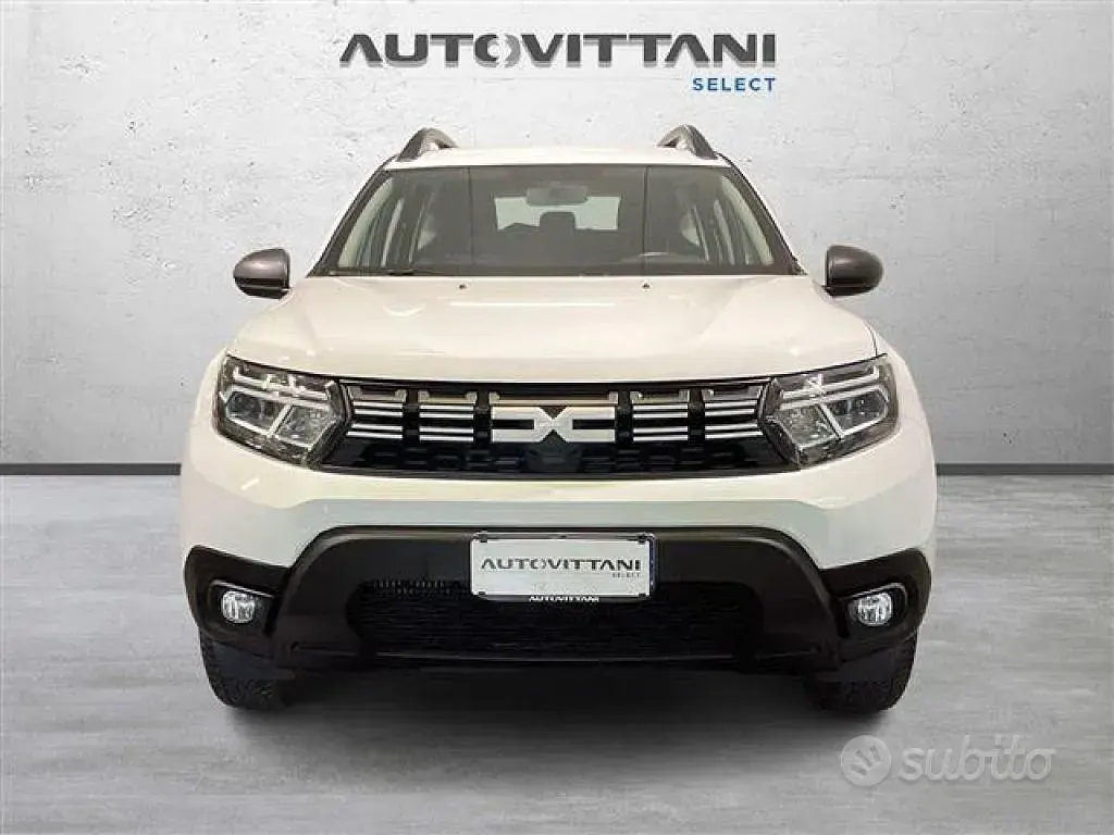 Usata Dacia Duster Essentiel 101 CV (74 kW) 2023 Bianco SUV