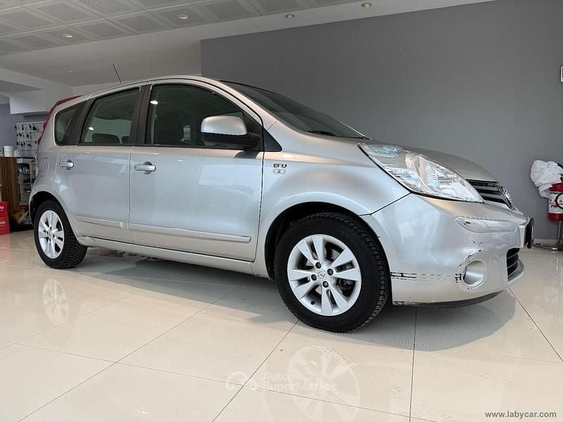 Usata Nissan Note 88 CV (64 kW) 2009 Beige Utilitaria