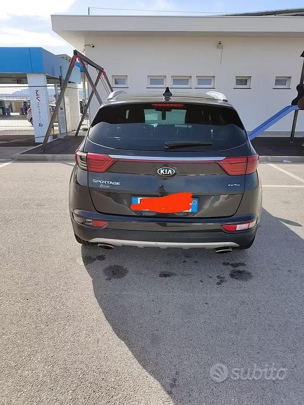 Second-hand Kia Sportage GT-Line 185 CP (136 kW) 2016 Negru SUV