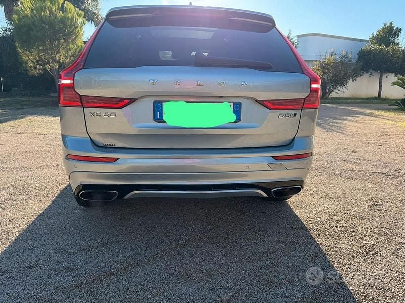 Usata Volvo XC60 R-Design 235 CV (172 kW) 2017 SUV
