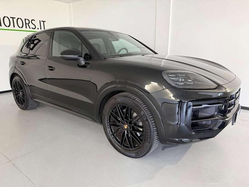 Usata Porsche Cayenne 352 CV (258 kW) 2024 Nero SUV