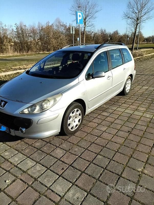 Usata Peugeot 307 90 CV (66 kW) 2007 Grigio Station wagon